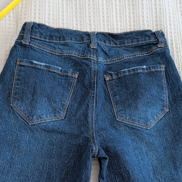 Stylish Dark Blue Cropped Jeans - Picture 7 of 8